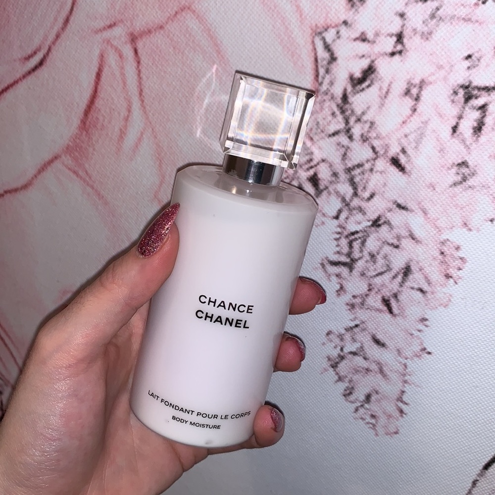 CHANEL CHANCE Body Moisture Milk Lotion Fruity Floral 6.8 oz full size NEW NWOT